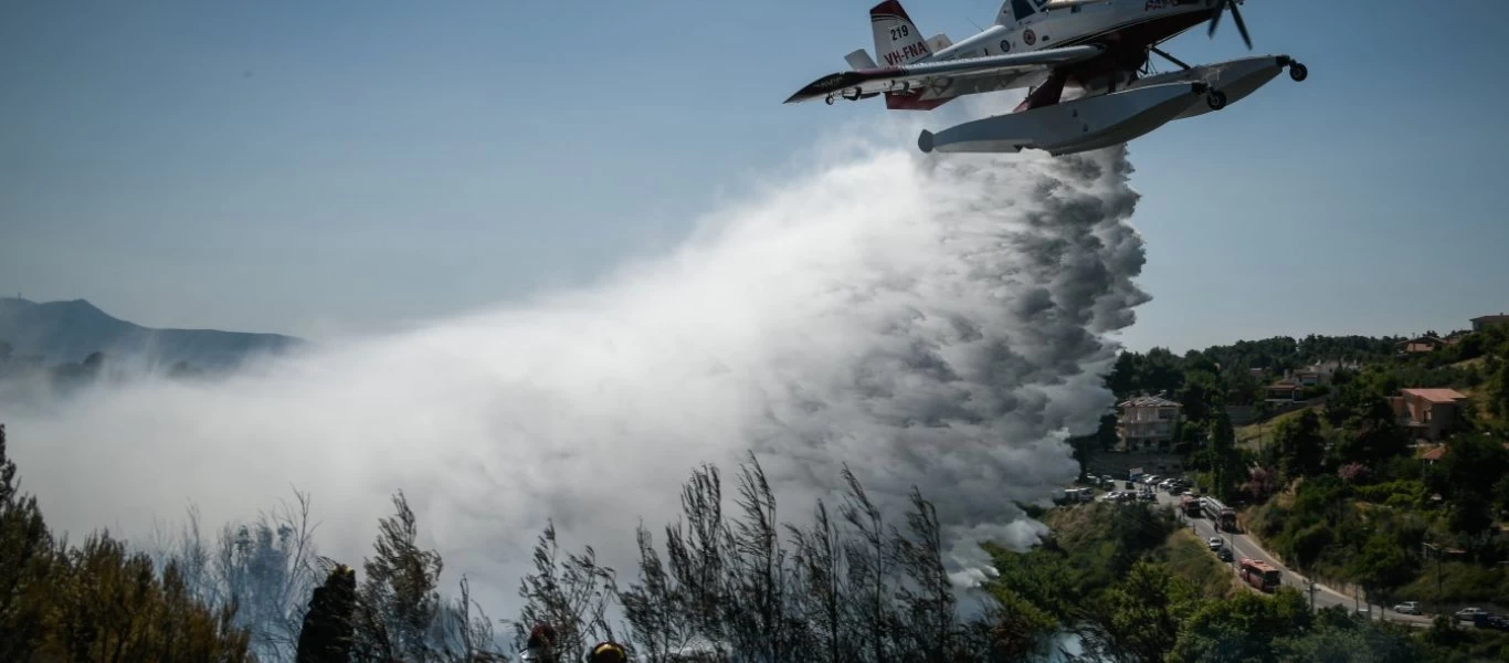 Φωτιά στον Βαρνάβα: Δείτε από ψηλά την καταστροφή που άφησε πίσω της (βίντεο)